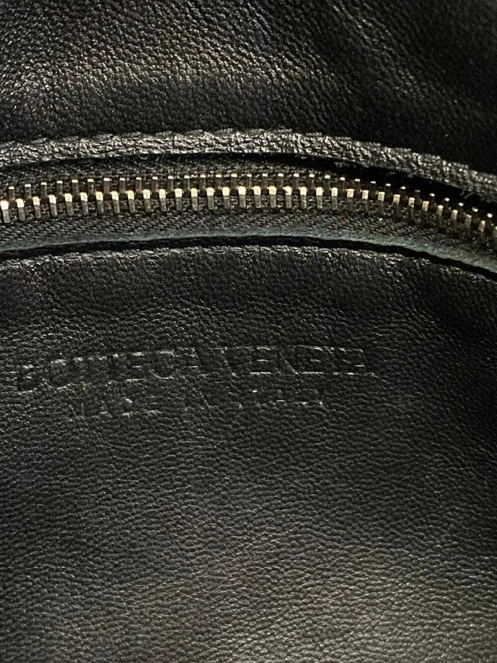 BOTTEGA VENETA Cassette White Leather Shoulder Bag - Picture 12 of 14